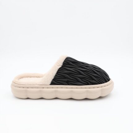 حفاية شتوية للنساء لون أسود وبيج