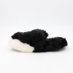 ⁦حفاية شتوية للنساء لون أسود وأبيض من الأسفل⁩ - الصورة ⁦5⁩