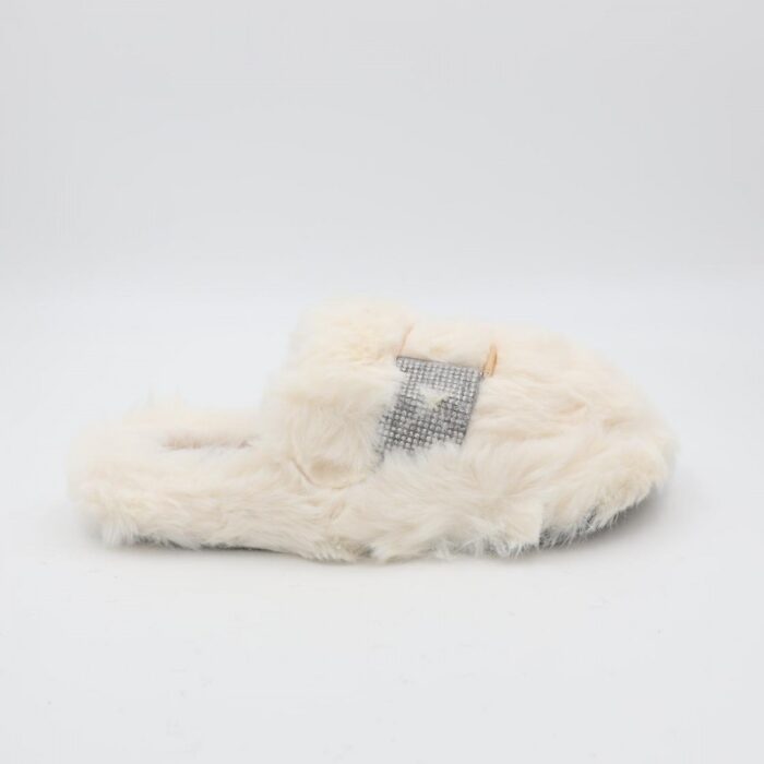 ⁦حفاية شتوية للنساء لون أبيض مع أحجار زركون⁩ - الصورة ⁦4⁩