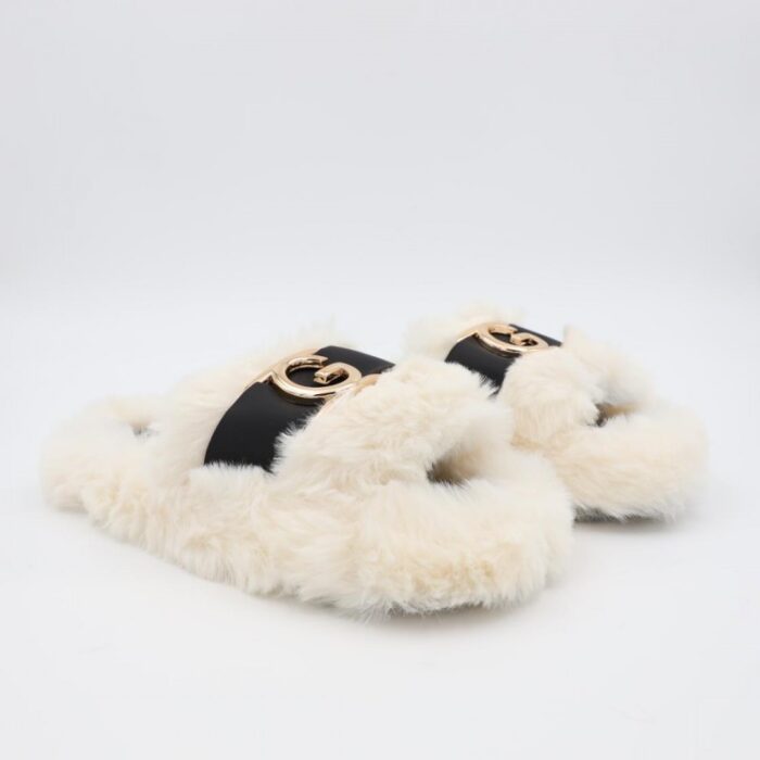 ⁦حفاية شتوية للنساء لون أبيض⁩ - الصورة ⁦2⁩