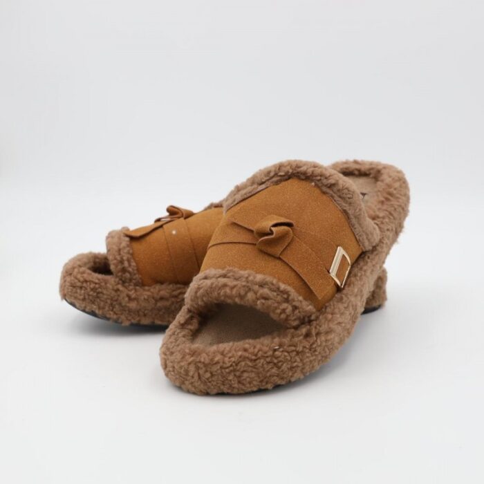 103376102_67dca12fe6017 حفاية شتوية للنساء لون عسلي وبني - الصورة 1