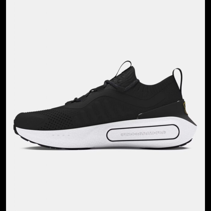 ⁦Under Under Men's UA Phantom 4 Shoes- حذاء اندر ارمور فانتوم 4 للرجال لون أسود ونعل أبيض⁩ - الصورة ⁦2⁩