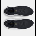 ⁦Under Under Men's UA Phantom 4 Shoes- حذاء اندر ارمور فانتوم 4 للرجال لون أسود ونعل أبيض⁩ - الصورة ⁦3⁩