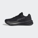 ⁦adidas Mens' Supernova GORE-TEX Running Shoes - Black⁩ - الصورة ⁦5⁩