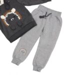 ⁦بجامة شتوية للأطفال لون سكني غامق قطعتين⁩ - الصورة ⁦5⁩