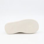 ⁦حذاء برباط ولاصق للأطفال لون أسود و أبيض⁩ - الصورة ⁦5⁩