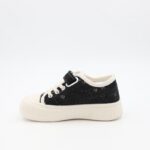 ⁦حذاء برباط ولاصق بلمعة للأطفال لون أسود و أبيض⁩ - الصورة ⁦4⁩