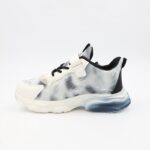 ⁦بوت رياضي بناتي للأطفال لون أبيض وأسود⁩ - الصورة ⁦5⁩