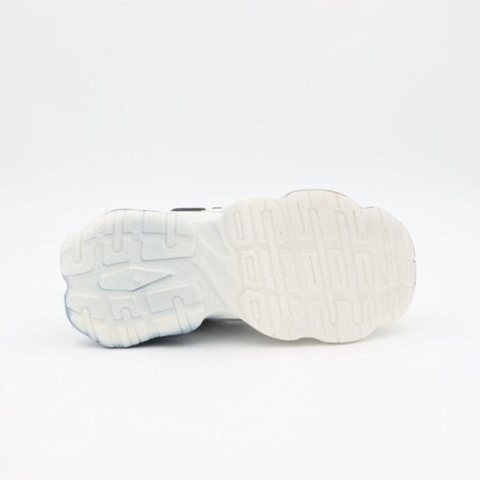 ⁦بوت رياضي بناتي للأطفال لون أبيض وأسود⁩ - الصورة ⁦6⁩