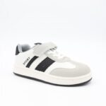 ⁦حذاء للأطفال لون أبيض ورمادي ونعل أبيض⁩ - الصورة ⁦3⁩