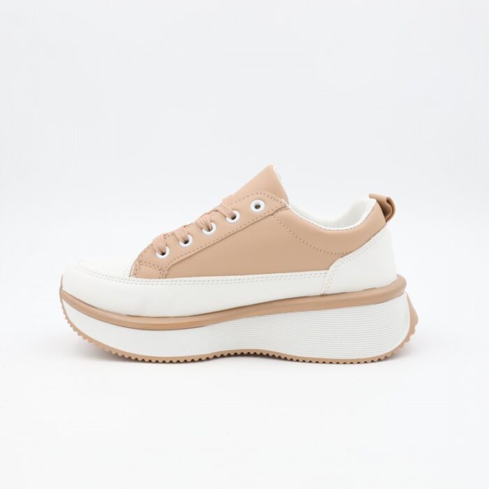 ⁦حذاء رياضي للجنسين لون بيج و أبيض⁩ - الصورة ⁦4⁩