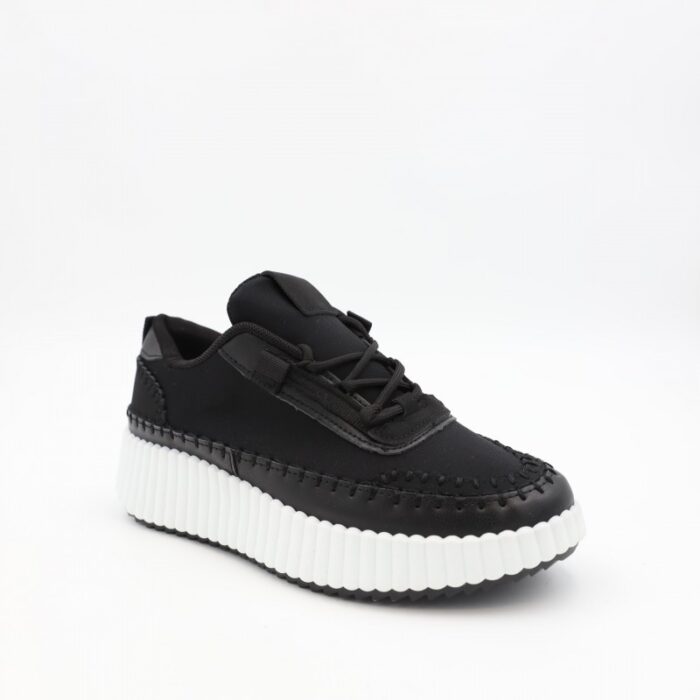 ⁦حذاء رياضي للنساء لون أسود و أبيض⁩ - الصورة ⁦2⁩