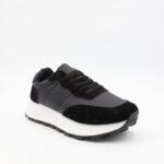 ⁦حذاء رياضي للجنسين لون أسود⁩ - الصورة ⁦2⁩