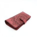 محفظة صناعه يدويه جلد طبيعي للنساء لون احمر مقاس 20*11