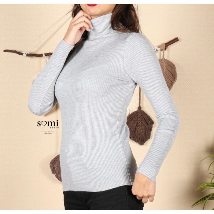 ⁦بلوزة جولف للنساء لون رمادي⁩ - الصورة ⁦2⁩