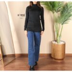 بلوزة جولف للنساء لون أسود