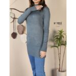 ⁦بلوزة جولف للنساء لون سكني غامق⁩ - الصورة ⁦2⁩