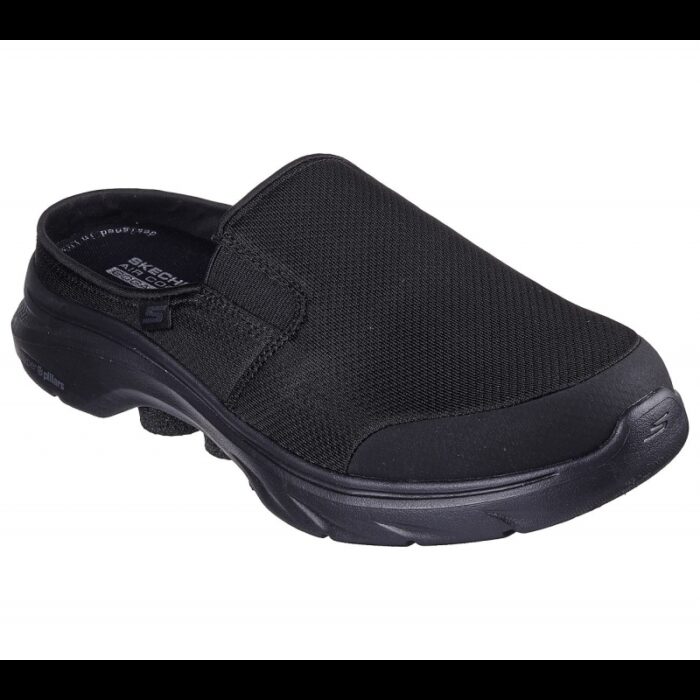 103376705_67dca5e784880 Skechers Men's GOwalk 7 slip-on Slide -شبشب سكيتشرز حو ووك 7 للرجال لون أسود - الصورة 1