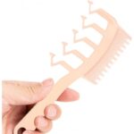 مشط متعدد الاستخدامات لون زهري