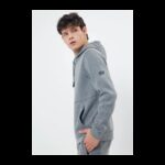 ⁦Skechers Men's Interlock Sporty Look Hoodie⁩ - الصورة ⁦2⁩