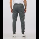 ⁦Skechers Men's Long Interlock Pant⁩ - الصورة ⁦3⁩
