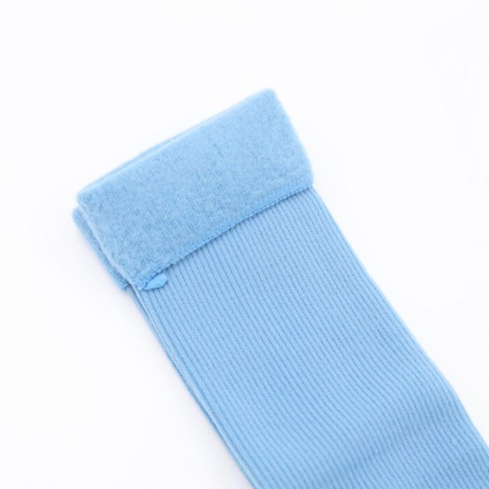 ⁦جوارب شتوية للأطفال (2 زوجين) لون أزرق فاتح⁩ - الصورة ⁦4⁩