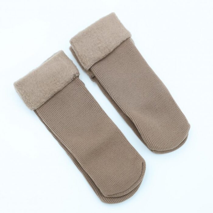 ⁦جوارب شتوية للأطفال (2 زوجين) لون بيج⁩ - الصورة ⁦2⁩
