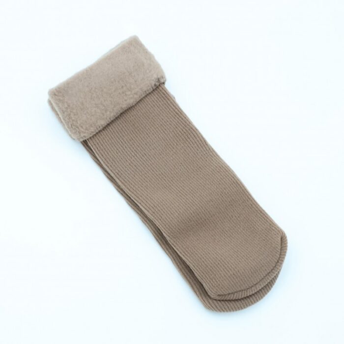 ⁦جوارب شتوية للأطفال (2 زوجين) لون بيج⁩ - الصورة ⁦3⁩