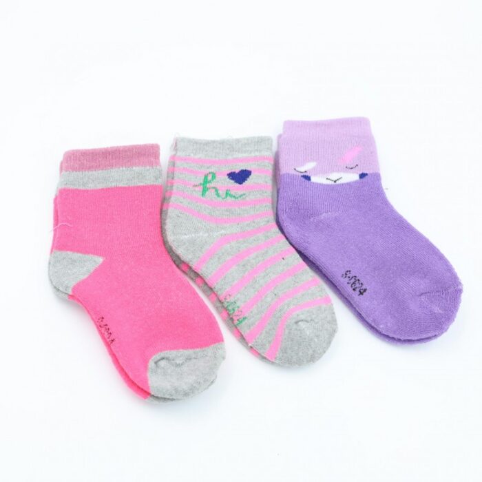 103377605_67de0d7cea6d5 جوارب شتوية طويلة للأطفال (3 أزواج) بألوان متعددة - الصورة 1