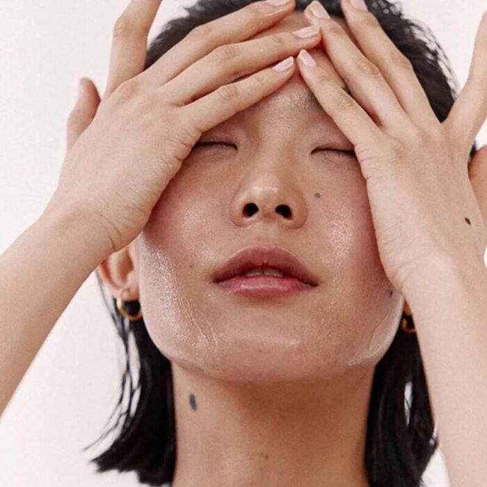 103377650_67de0dc231d92 FRESH Rose Deep Hydration Oil-Infused Serum 20ml - سيروم مرطب عميق بالزيت من فريش روز 20 مل - الصورة 1