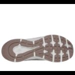 ⁦Skechers Women's GO RUN Consistent 2.0 - Retro Stride Shoes - حذاء سكيتشرز جو رن كونتيسنت 2.0- ريترو سترايد للنساء لون بيج⁩ - الصورة ⁦3⁩