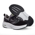 ⁦Skechers Men's GOrun Elevate 2.0 - Jetsweep Shoes - حذاء سكيتشرز جو رن ايليفيت 2.0- جت سويب للرجال لون أسود ورمادي⁩ - الصورة ⁦6⁩