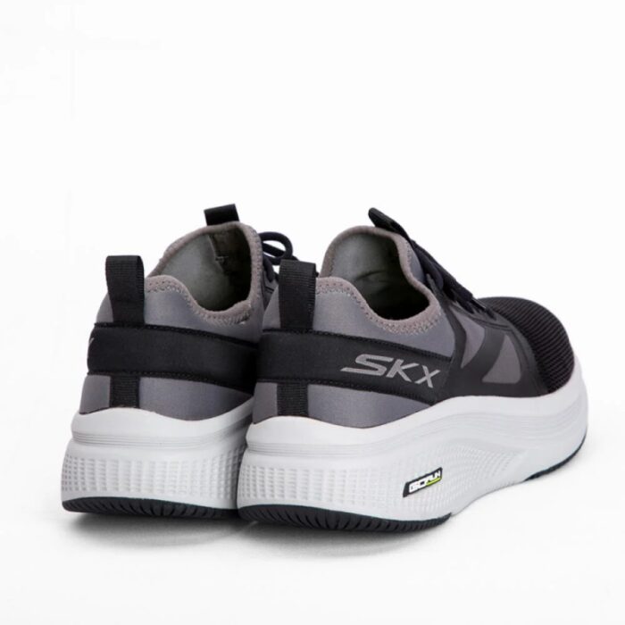 ⁦Skechers Men's GOrun Elevate 2.0 - Jetsweep Shoes - حذاء سكيتشرز جو رن ايليفيت 2.0- جت سويب للرجال لون أسود ورمادي⁩ - الصورة ⁦8⁩