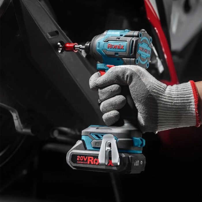 ⁦مفرجا بطارية 20فوالت 4امبر⁩ - الصورة ⁦8⁩