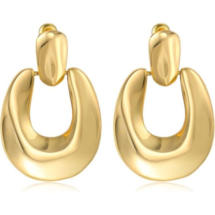 ⁦حلق ذهبي بتصميم حلقة⁩ - الصورة ⁦4⁩