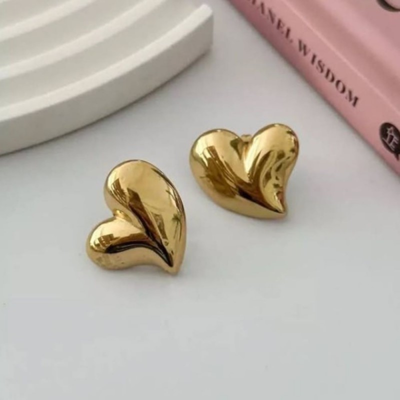 ⁦حلق هبي بتصميم قلب منفوخ⁩ - الصورة ⁦1⁩