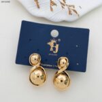 حلق ذهبي بتصميم طابتين داخل انفينتي