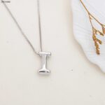 سلسال فضي بتصميم حرف I منفوخ حجم وسط