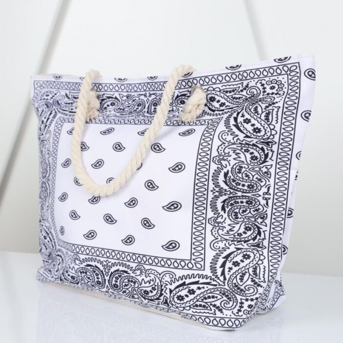 ⁦شنطة يد قماش للرحلات بزخرفة لون أبيض⁩ - الصورة ⁦4⁩