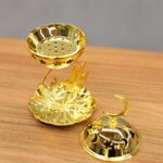 ⁦مبخرة معدنية بغطاء بتصميم هلال لون ذهبي⁩ - الصورة ⁦7⁩