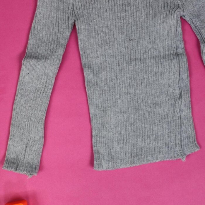 ⁦بلوزة جولف صوف ناعم للأطفال لون سكني⁩ - الصورة ⁦5⁩