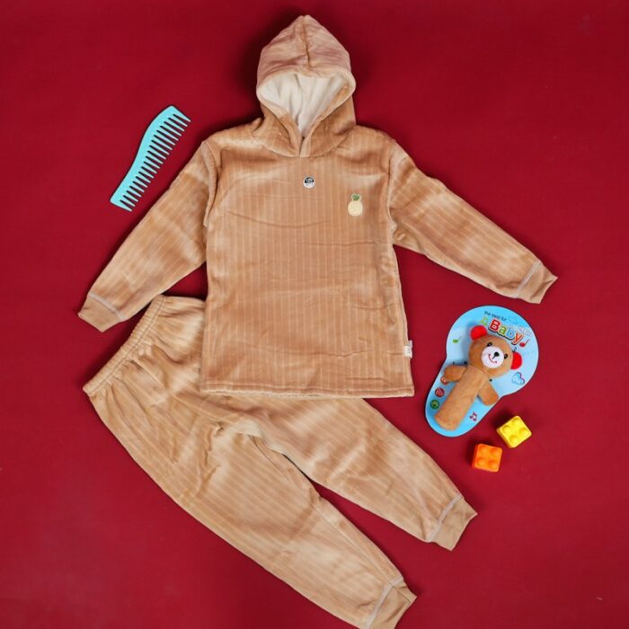 103378147_67de11963739e بجامة مبطنة بطاقية (قطعتين) للأطفال لون بيج - الصورة 1