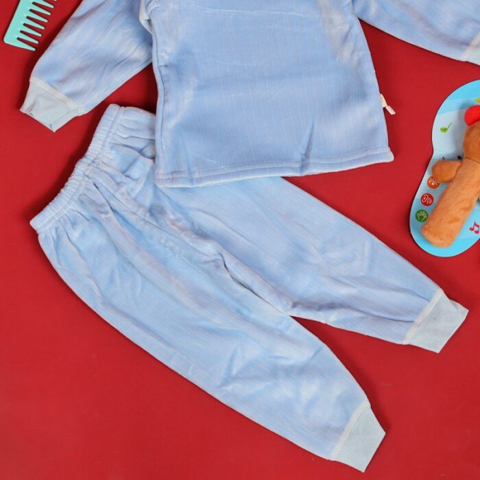⁦بجامة مبطنة بطاقية (قطعتين) للأطفال لون أزرق⁩ - الصورة ⁦2⁩