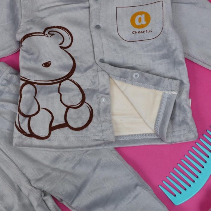 ⁦بجامة مبطنة (قطعتين) للأطفال لون رمادي فاتح⁩ - الصورة ⁦5⁩