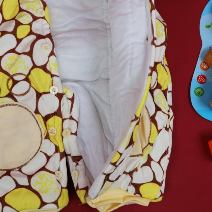 ⁦تبان بيبي مبطن لون أبيض واصفر⁩ - الصورة ⁦10⁩