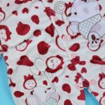 ⁦تبان بيبي مبطن لون أبيض برسومات وجه أحمر⁩ - الصورة ⁦4⁩