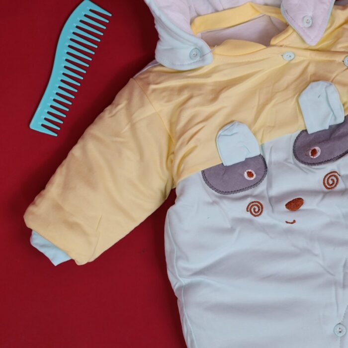 ⁦تبان بيبي لون أزرق فاتح وأصفر⁩ - الصورة ⁦4⁩