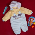 ⁦تبان بيبي لون أزرق فاتح وأصفر⁩ - الصورة ⁦6⁩