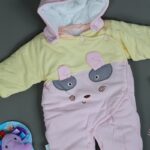 ⁦تبان بيبي برسوم زهري وأصفر⁩ - الصورة ⁦2⁩