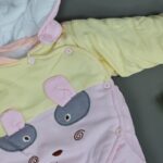 ⁦تبان بيبي برسوم زهري وأصفر⁩ - الصورة ⁦5⁩